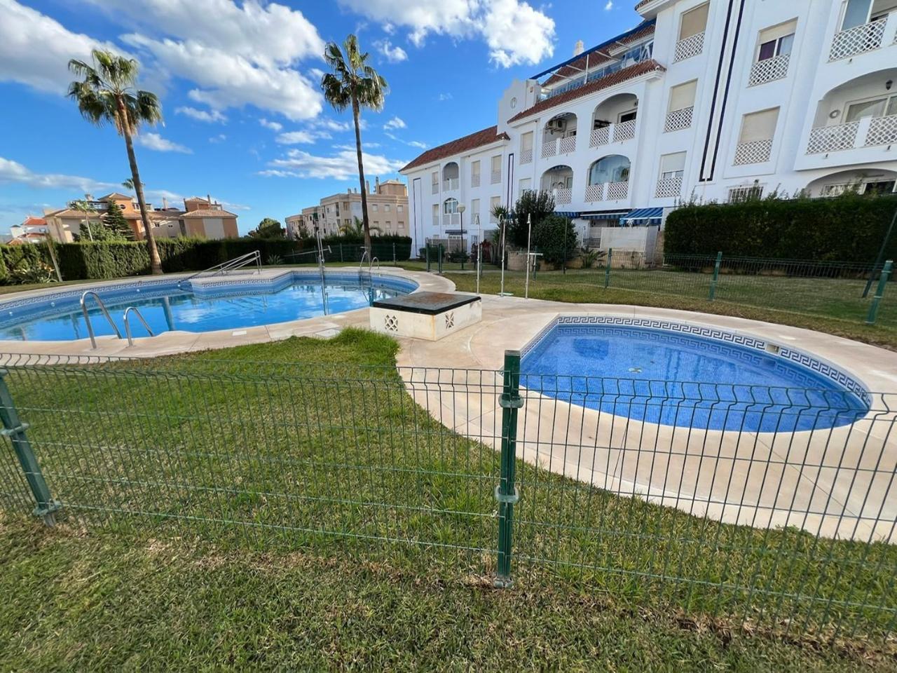 Torremolinos Habitaciones Privada En Apartamentos Compartidos Exterior photo