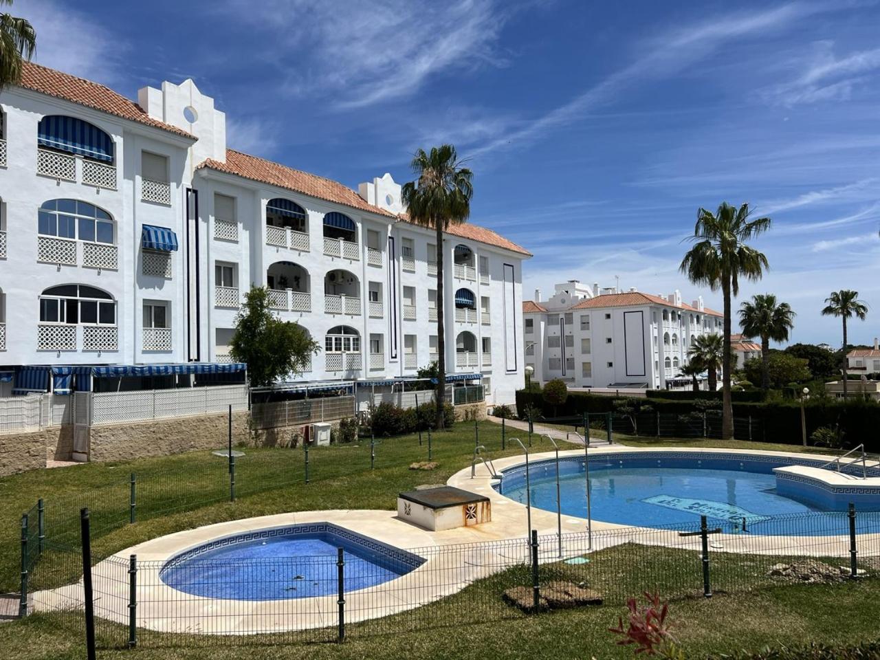 Torremolinos Habitaciones Privada En Apartamentos Compartidos Exterior photo