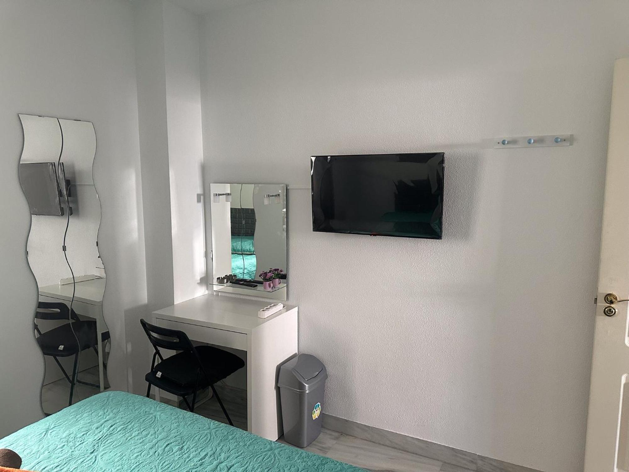 Torremolinos Habitaciones Privada En Apartamentos Compartidos Room photo